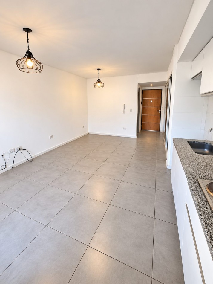 ALTO ROSARIO!! VENTA MONOAMBIENTE EN CALLE CORVALAN AL 500 FRENTE A CONDOS REFINERIA