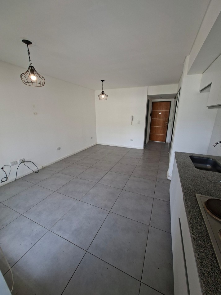 ALTO ROSARIO!! VENTA MONOAMBIENTE EN CALLE CORVALAN AL 500 FRENTE A CONDOS REFINERIA