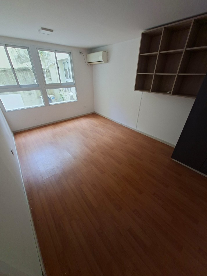 LOURDES VENTA CONSULTORIO/OFICINA SAN LUIS Y OROÑO