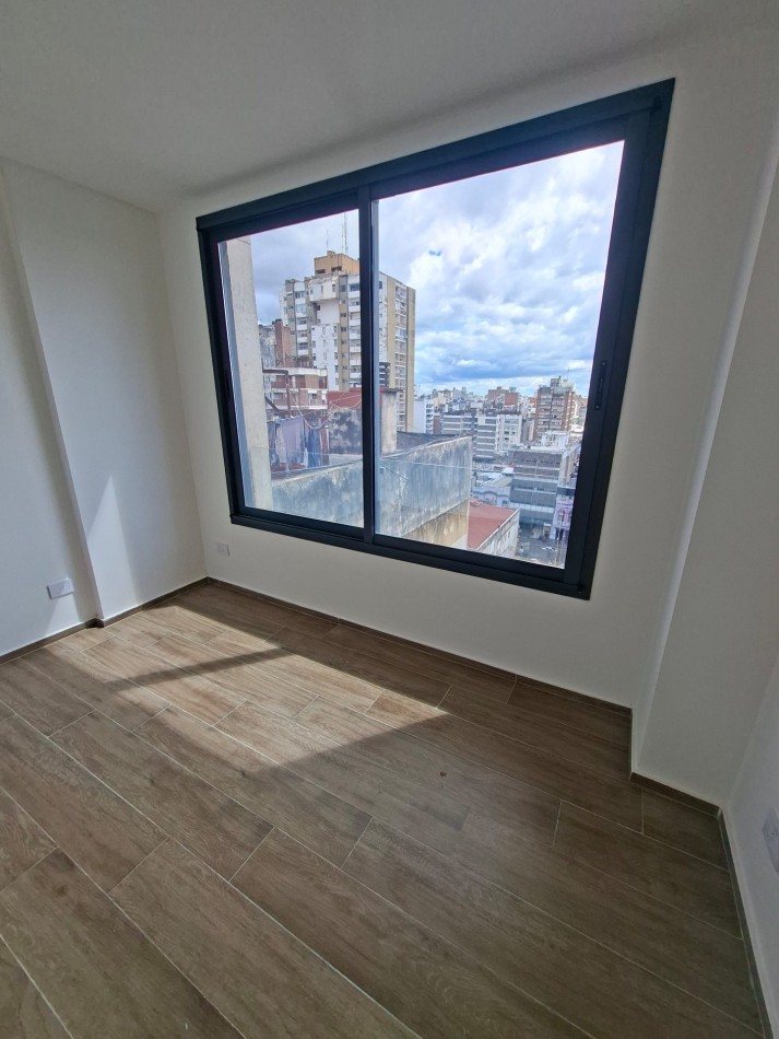 Centro Venta Casa/ Departamento tres Dormitorios balcon terraza ,pileta, quincho y cochera Entre Rios y Tucuman Julio 2025