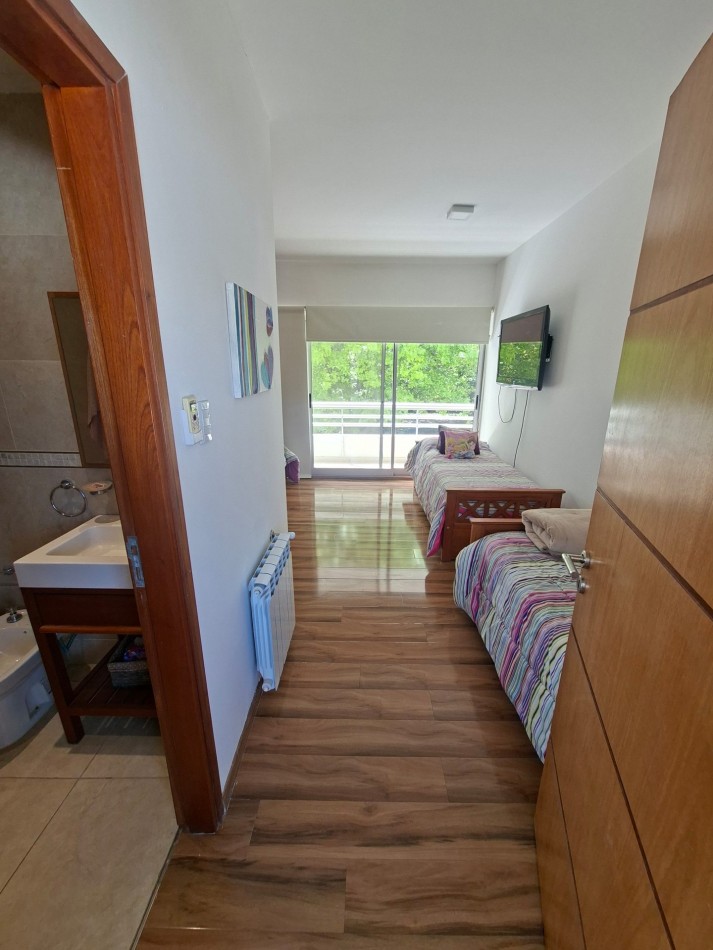LOS ALAMOS CLUB DE CAMPO VENTA CASA 5 DORMITORIOS