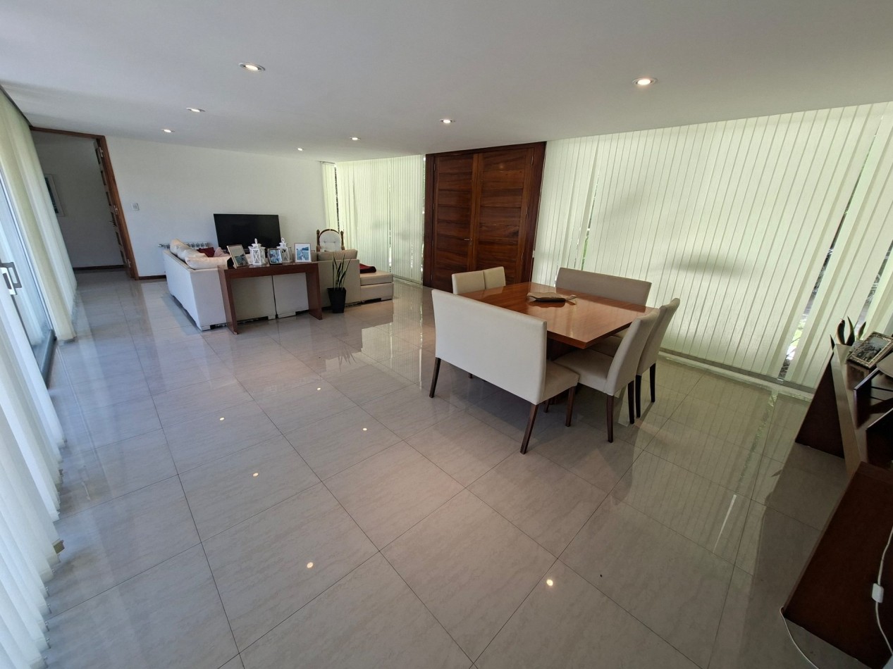LOS ALAMOS CLUB DE CAMPO VENTA CASA 5 DORMITORIOS