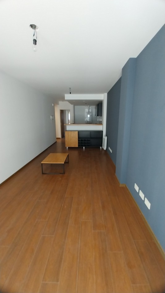 VENTA DEPARTAMENTO UN DORMITORIO MAS COMODIN MORENO Y BROWN