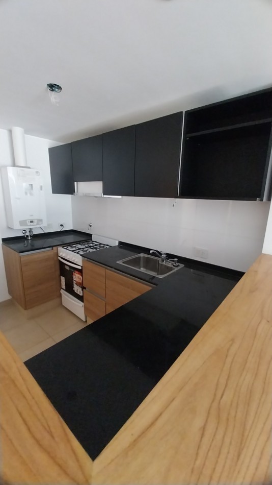 VENTA DEPARTAMENTO UN DORMITORIO MAS COMODIN MORENO Y BROWN