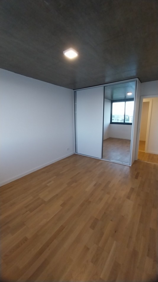 VENTA DEPARTAMENTO TRES DORMITORIOS ITUZAINGO Y BUENOS AIRES ESTRENAR