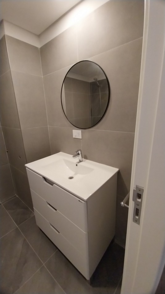 VENTA DEPARTAMENTO TRES DORMITORIOS ITUZAINGO Y BUENOS AIRES ESTRENAR