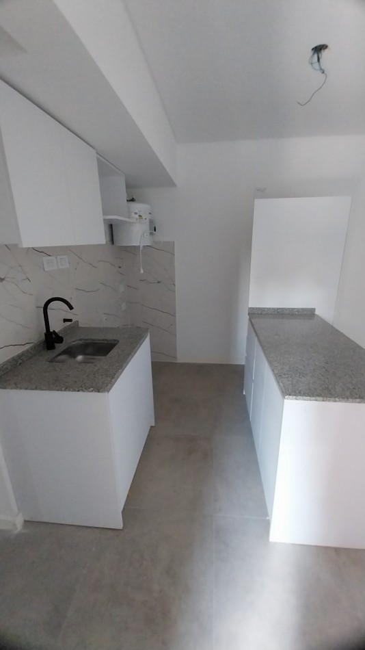 Venta Departamento Un Dormitorio Contrafrente Santa Fe y Rodriguez 