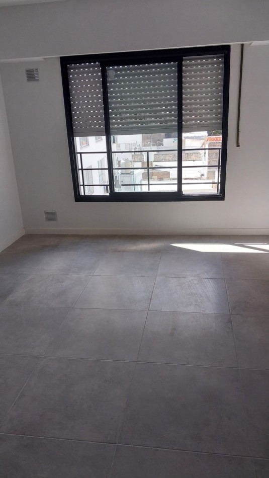 Venta Departamento Un Dormitorio Contrafrente Santa Fe y Rodriguez 