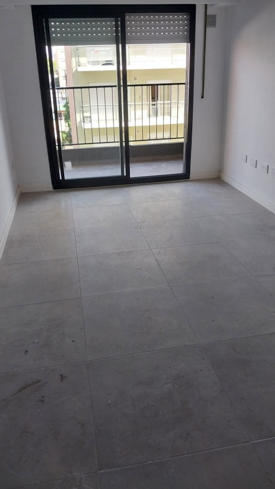 VENTA DEPARTAMENTO UN DORMITORIO FRENTE CON BALCON SANTA FE Y RODRIGUEZ