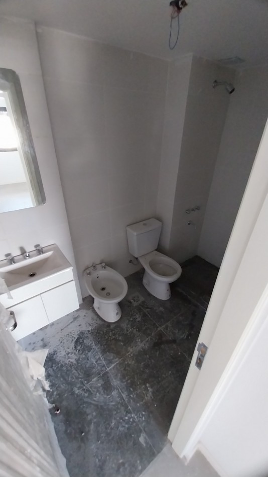 VENTA DEPARTAMENTO UN DORMITORIO FRENTE CON BALCON SANTA FE Y RODRIGUEZ