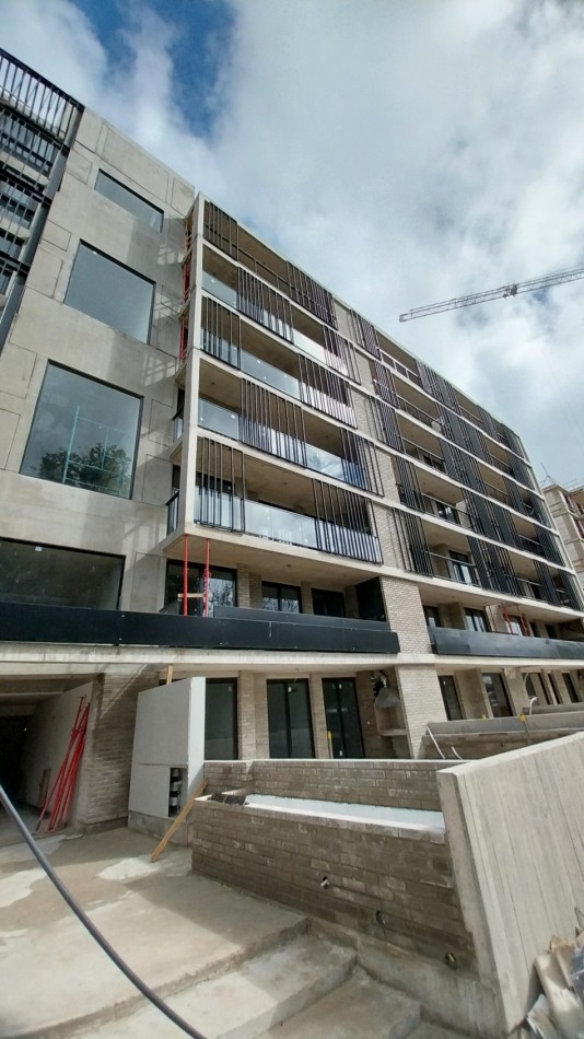VENTA DEPARTAMENTO DOS DORMITORIOS EN FISHERTON JUAN JOSE PASO Y COLOMBRES