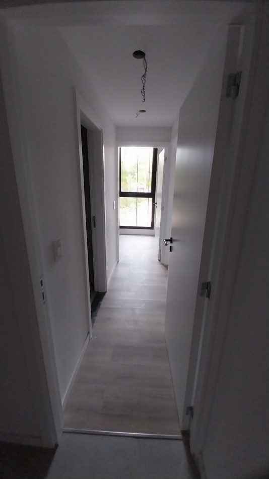 VENTA DEPARTAMENTO DOS DORMITORIOS EN FISHERTON JUAN JOSE PASO Y COLOMBRES