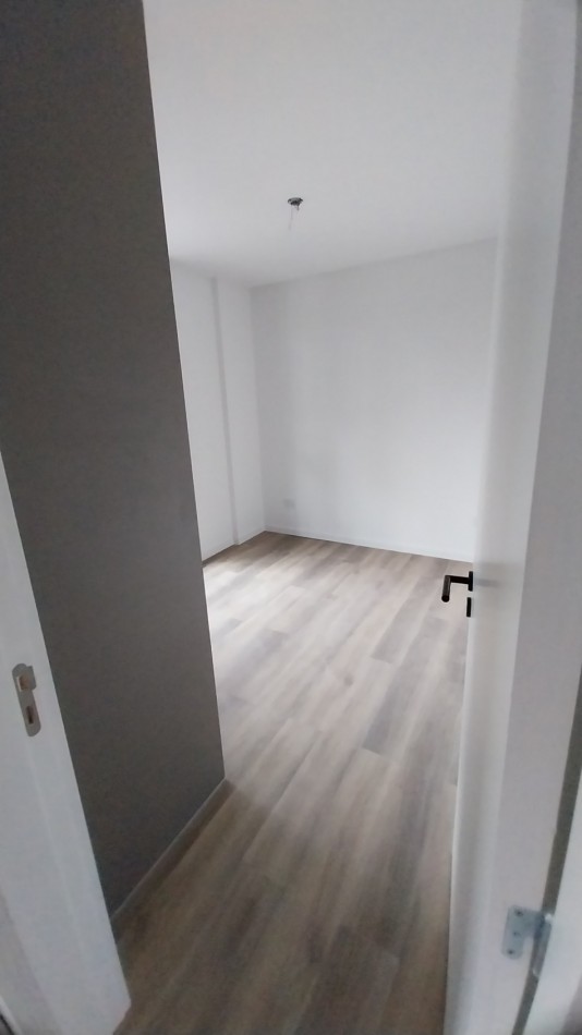 VENTA DEPARTAMENTO DOS DORMITORIOS EN FISHERTON JUAN JOSE PASO Y COLOMBRES