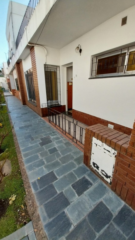 VENTA DEPARTAMENTO PASILLO DOS DORMITORIOS PARAGUAY Y 27 DE FEBRERO IMPECABLE!!!