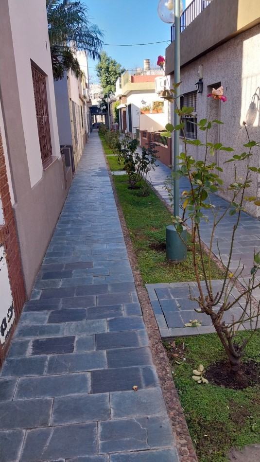 VENTA DEPARTAMENTO PASILLO DOS DORMITORIOS PARAGUAY Y 27 DE FEBRERO IMPECABLE!!!
