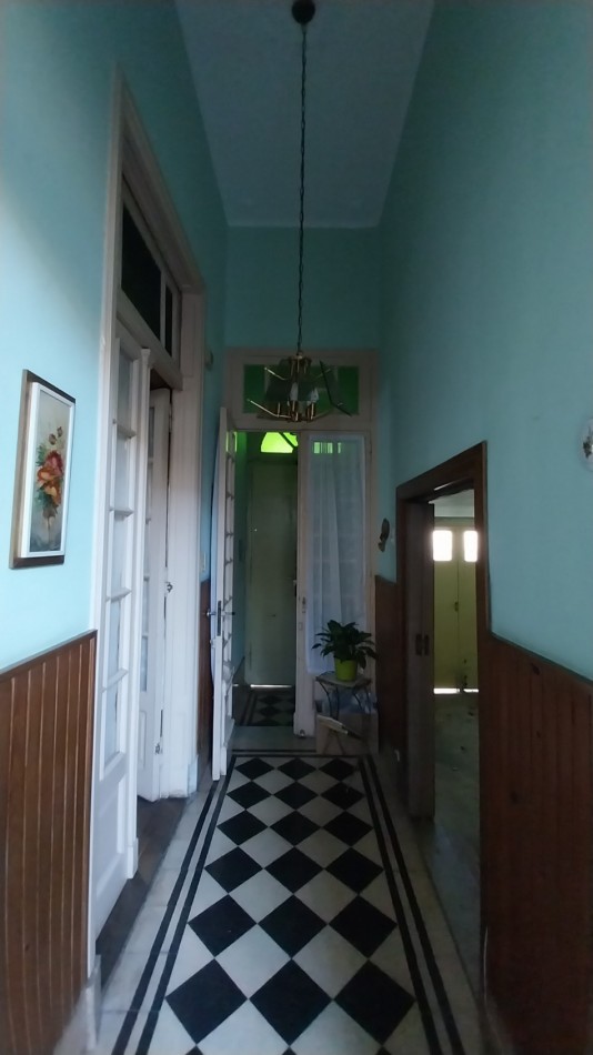 VENTA CASA DOS/TRES DORMITORIOS 1 DE MAYO Y 27 DE FEBRERO