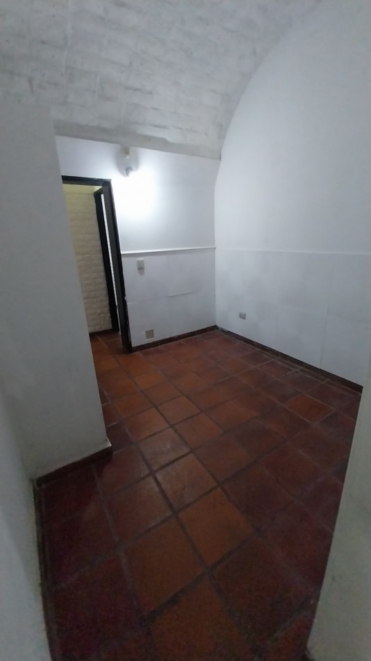 VENTA CASA TRES DORMITORIOS FUNES PARADA 16 LAS ACHIRAS ENTRE AMERICA Y SAN JOSE