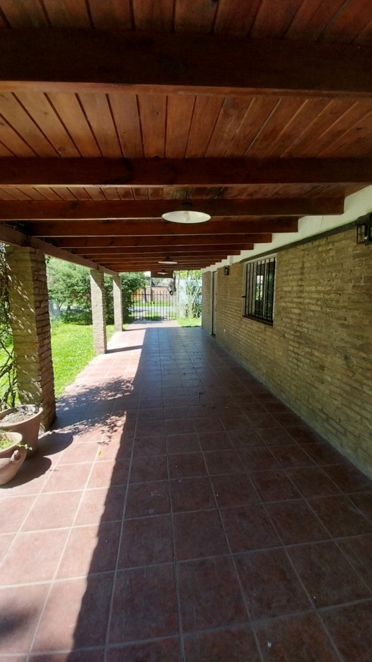 VENTA CASA TRES DORMITORIOS FUNES PARADA 16 LAS ACHIRAS ENTRE AMERICA Y SAN JOSE