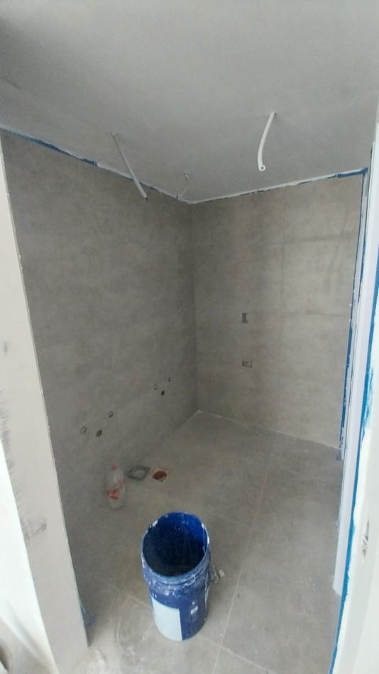 FUNES PARADA 13 VENTA LOCAL COMERCIAL ESTRENAR