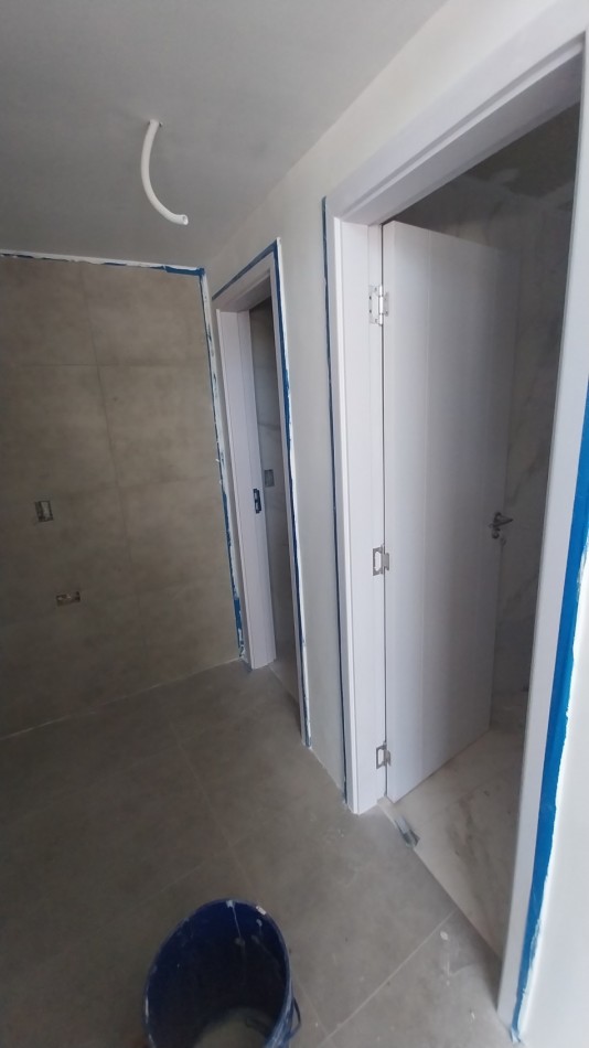 FUNES PARADA 13 VENTA LOCAL COMERCIAL ESTRENAR