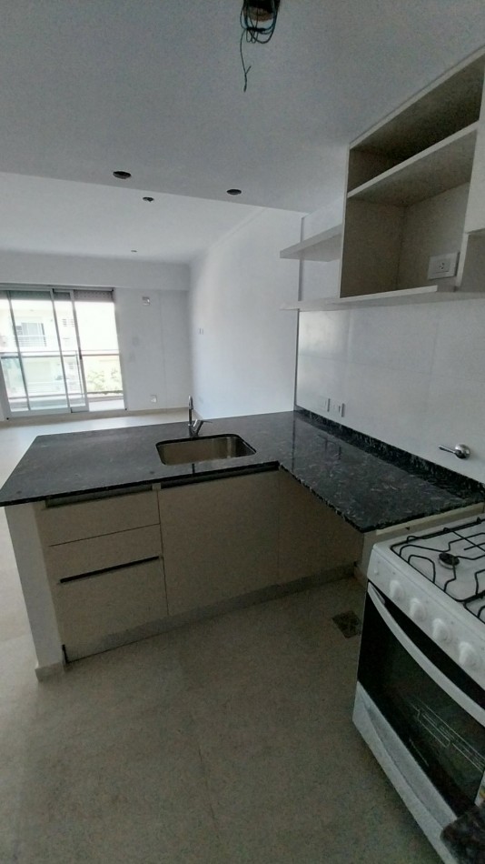 PICHINCHA VENTA DEPARTAMENTO UN DORMITORIO SUIPACHA Y CORDOBA CON TERRAZA EXCLUSIVA