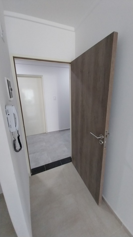 PICHINCHA VENTA DEPARTAMENTO UN DORMITORIO SUIPACHA Y CORDOBA CON TERRAZA EXCLUSIVA