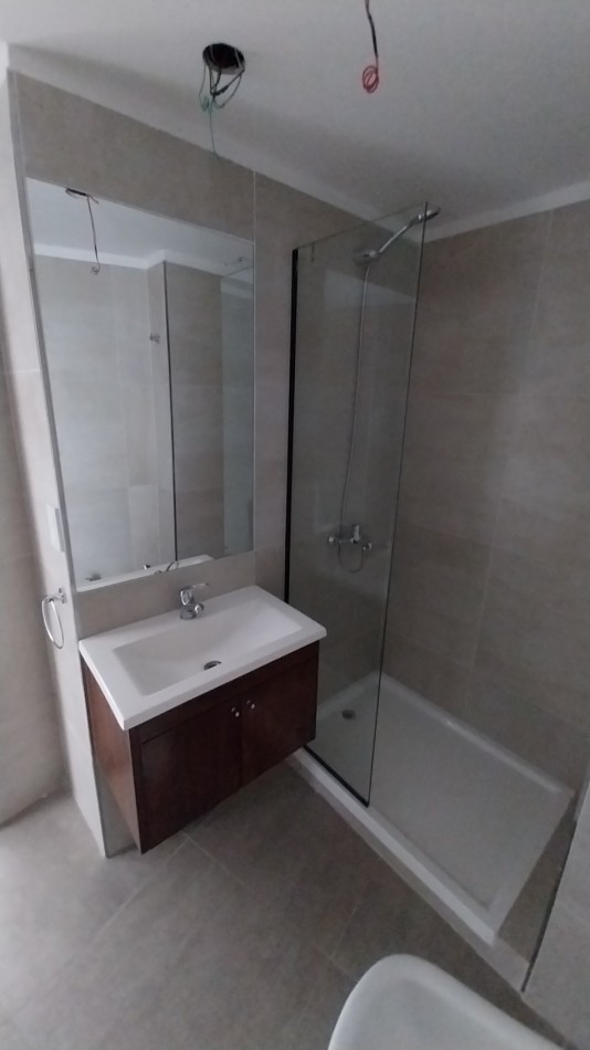 PICHINCHA VENTA DEPARTAMENTO UN DORMITORIO SUIPACHA Y CORDOBA CON TERRAZA EXCLUSIVA