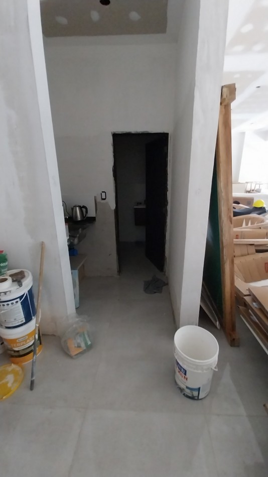 PICHINCHA VENTA LOCAL COMERCIAL SUIPACHA Y CORDOBA