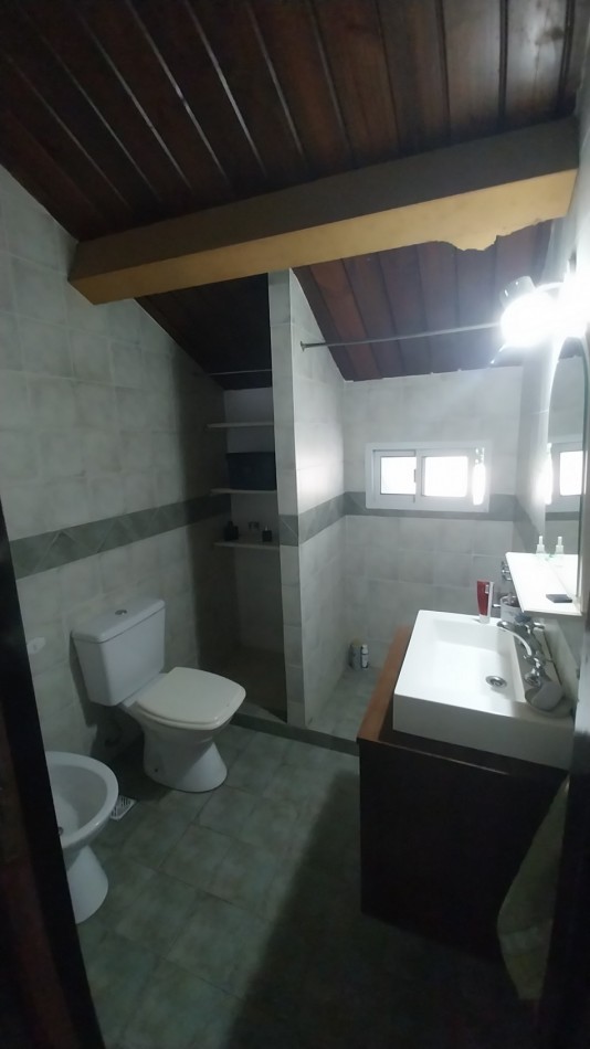 FISHERTON VENTA CASA TRES DORMITORIOS ALIPPI 8800