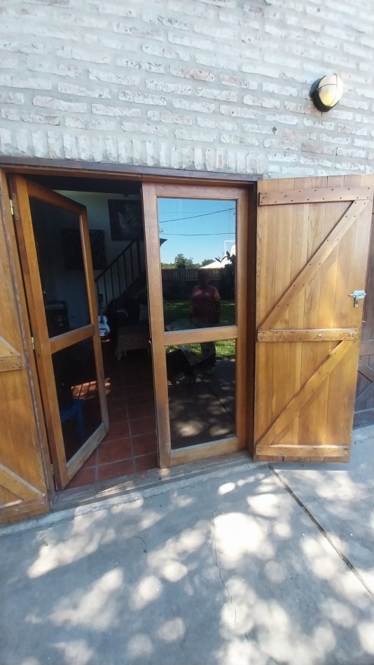 FISHERTON VENTA CASA TRES DORMITORIOS ALIPPI 8800