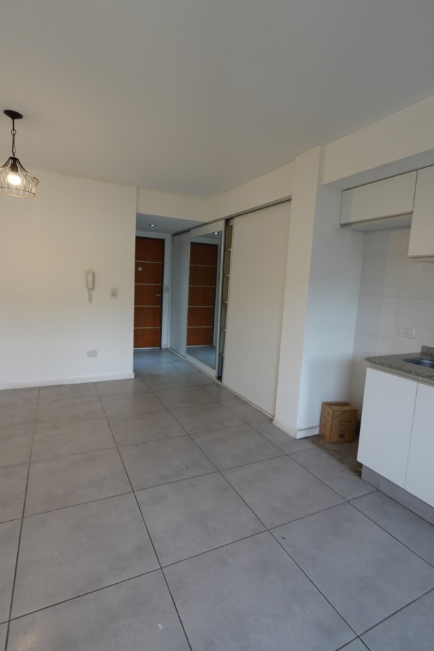 REFINERIA VENTA MONOAMBIENTE EN CALLE CORVALAN AL 500 FRENTE A CONDOS REFINERIA