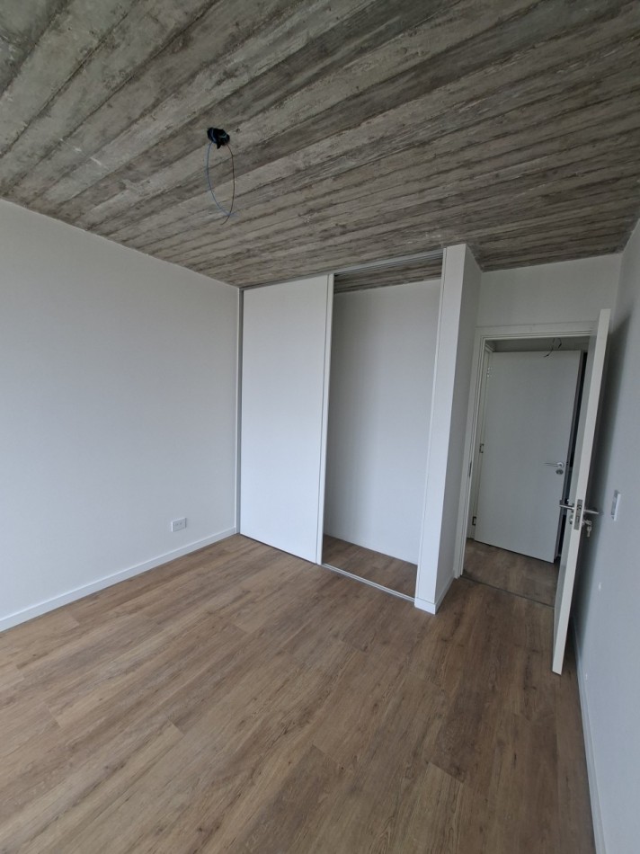  ABASTO VENTA DEPARTAMENTO DOS DORMITORIOS TERRAZA EXCLUSIVA  ITUZAINGO Y ROCA ESTRENAR