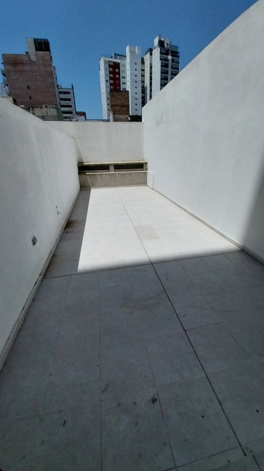 LOURDES VENTA MONOAMBIENTE CON PATIO OVIDIO LAGOS Y SAN JUAN