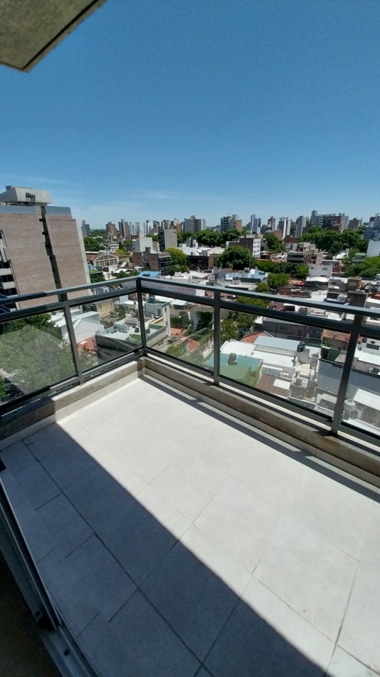 LOURDES VENTA MONOAMBIENTE CON TERRAZA EXCLUSIVA OVIDIO LAGOS Y SAN JUAN