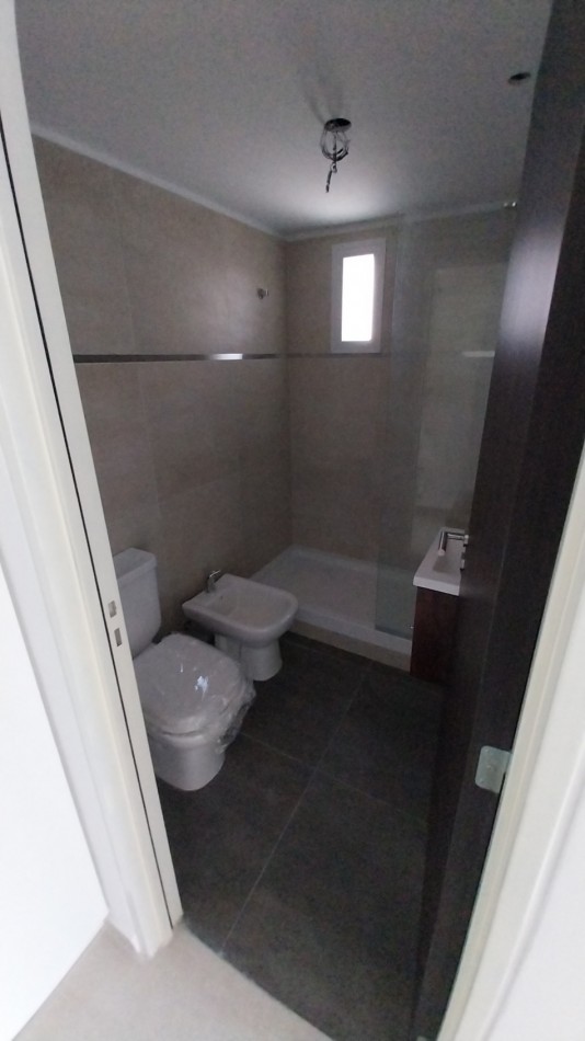 LOURDES VENTA MONOAMBIENTE CON TERRAZA EXCLUSIVA OVIDIO LAGOS Y SAN JUAN