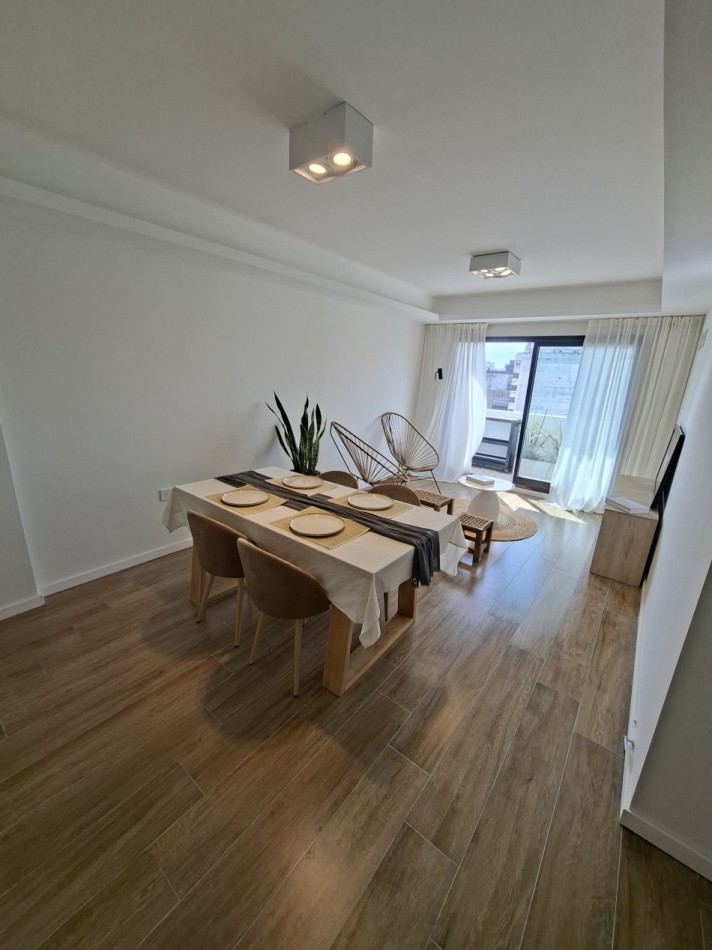 CENTRO VENTA DEPARTAMENTO TRES DORMITORIOS SAN JUAN Y ENTRE RIOS ESTRENAR! VENTILACION CRUZADA