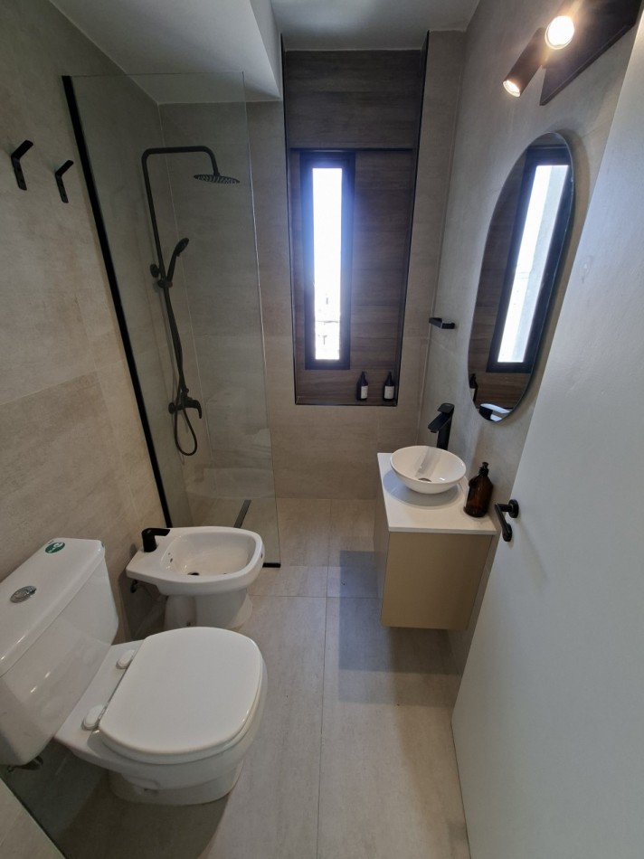 CENTRO VENTA DEPARTAMENTO TRES DORMITORIOS SAN JUAN Y ENTRE RIOS ESTRENAR! VENTILACION CRUZADA