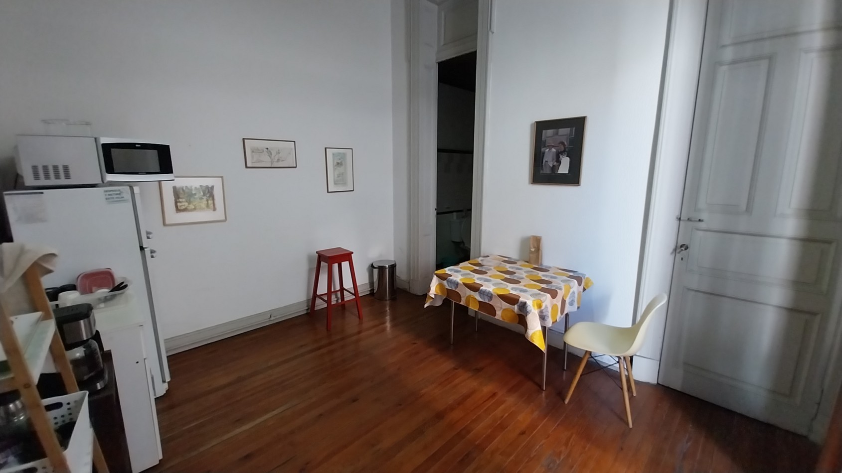 VENTA CASA 5  DORMITORIOS SARGENTO CABRAL  Y EL RIO IDEAL OFICINA COMERCIAL