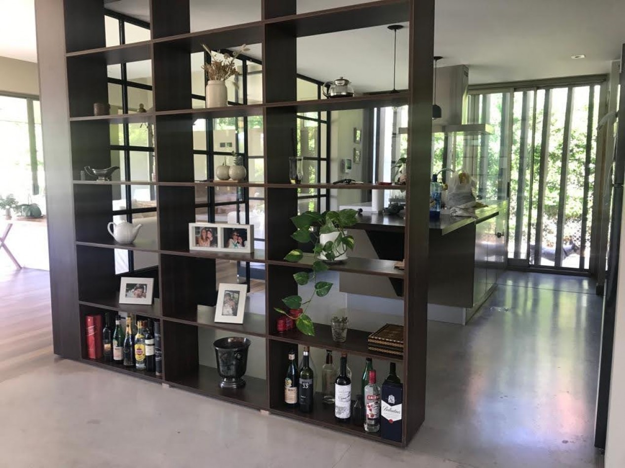 ALQUILER PERMANENTE CASA 4 DORMITORIOS EN ALDEA FISHERTON 