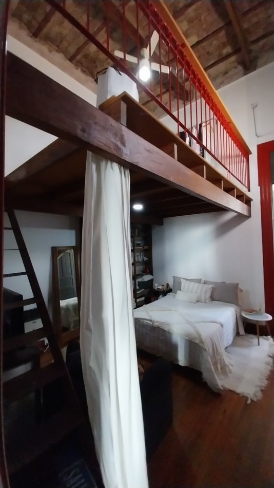 VENTA CASA 5  DORMITORIOS SARGENTO CABRAL  Y EL RIO IDEAL OFICINA COMERCIAL