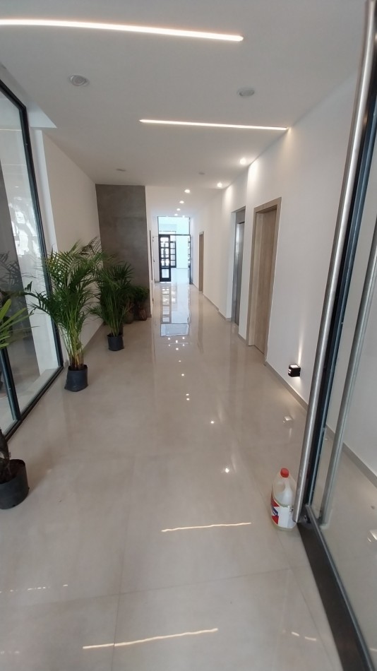 VENTA DEPARTAMENTO UN DORMITORIO AL FRENTE MITRE Y SAN JUAN ENTREGA  MAYO 2027