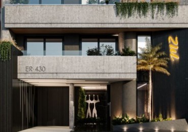 Venta Departamento tres Dormitorios  balcon terraza ,pileta, quincho y cochera  Entre Rios y Tucuman Julio 2025