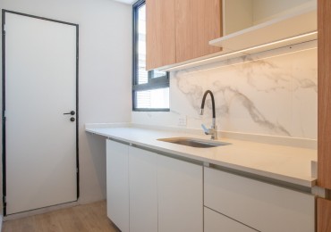 ZONA CENTRO RIO  VENTA DEPARTAMENTO TRES DORMITORIOS FRENTE  EN ITALIA AL 600