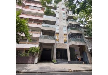 VENTA COCHERA 3 DE FEBRERO Y ALEM